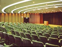 グリーンホール